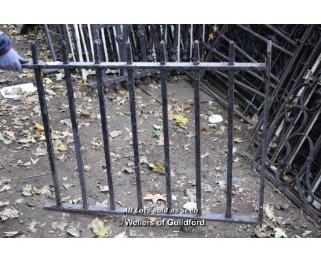 CAST IRON RAILING SECTION, 1140 X 940