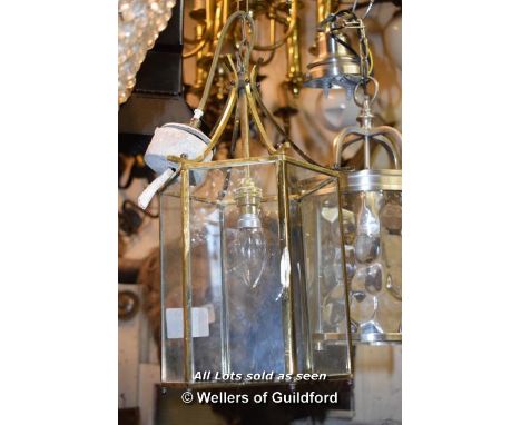SIMPLE BRASS LANTERN