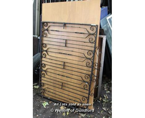DECORATIVE WROUGHT IRON GATE, 1250 X 1010