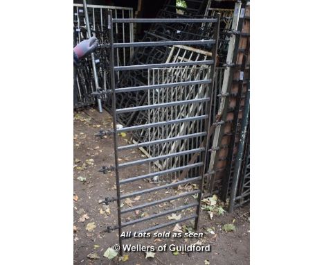 DECORATIVE STEEL RAILING SECTION, 1660 X 770