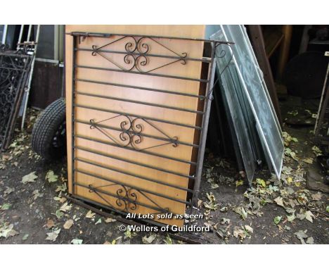 DECORATIVE WROUGHT IRON GATE, 1170 X 1110