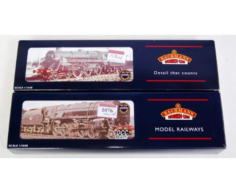 A Bachmann 32-855 BR black class 9F engine and tender no. 92249 with type 113 tender (NM/BNM), a 32-504 box containing a BR l