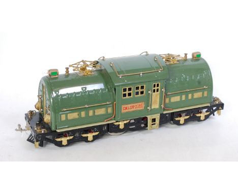 Lionel for standard track Bild-a-Loco, dark green CM &amp; STP No. 381E electric outline, with pantographs and headlights, on