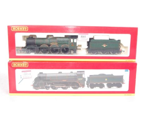 A Hornby R2736 'Bristol Castle' engine and tender (G-BG) together with R2683 class N15 engine and tender 'King Luther' (G-BG)
