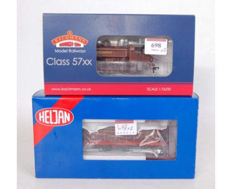 A Bachmann 32-217 London Transport maroon pannier tank engine No. L89, DCC ready (M-BM) together with a Heljan Metropolitan R