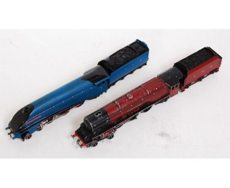 Hornby Dublo 3-Rail Sir Nigel Gresley engine and tender repainted (GR) together with play worn Duchess of Atholl engine and t