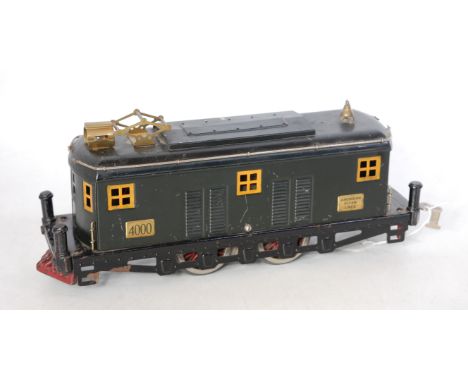 American Flyer Lines standard GI black electric 0-4-0 no 4000 - missing a pantograph - chips to body (G)