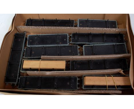 5 Wrenn 21T hopper wagons with loads (G), 2 'Colas' 'Neverwassa' bogie tank wagons by JA White (G-BG) and 11 Hornby Dublo D1 