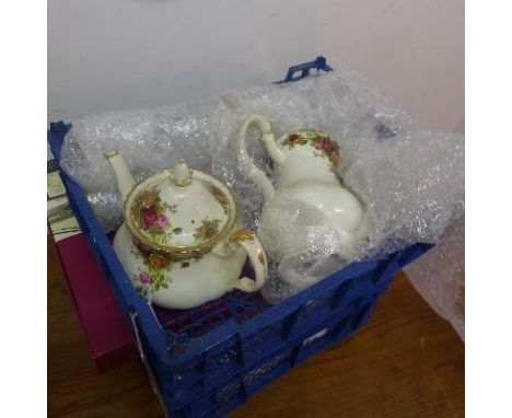 A Rosies part tea service 