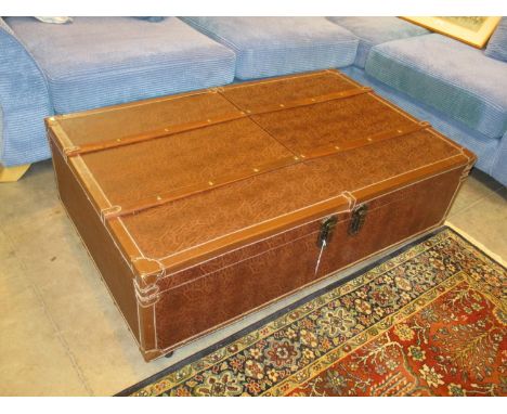 Coffee Table in The Form of a Trunk with Sliding Storage Top, 120x75cm 