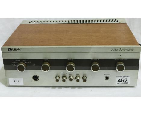 Leak Delta 30 amplifier. P&amp;P Group 3 (£25+VAT for the first lot and £5+VAT for subsequent lots) 