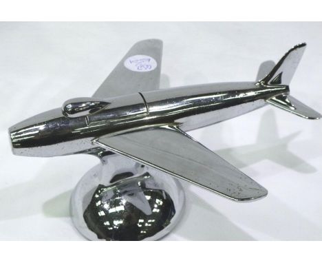 Dunhill Art Deco chromed aeroplane table lighter. P&amp;P Group 1 (£14+VAT for the first lot and £1+VAT for subsequent lots) 