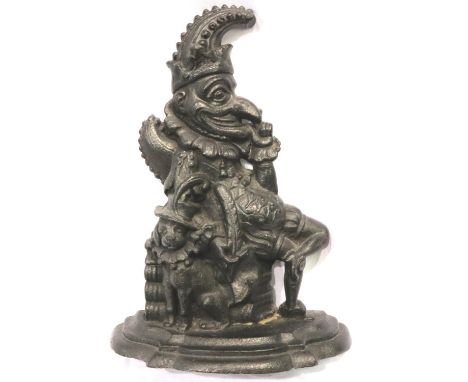 Large cast iron Mr Punch doorstop, H: 32 cm. P&amp;P Group 3 (£25+VAT for the first lot and £5+VAT for subsequent lots) 