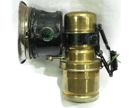 Miller patent brass carbide lamp, H: 17 cm. P&amp;P Group 2 (£18+VAT for the first lot and £3+VAT for subsequent lots) 