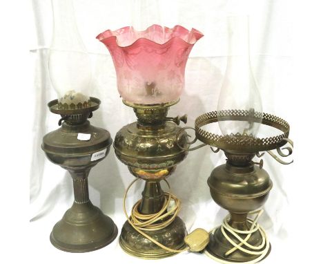 Oil lamp with pink shade and two others. Good overall condition, no cracks or chips to glass. Not available for in-house P&P,