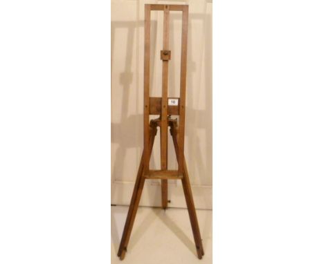 Wooden three legged floor standing easel / picture holder, height adjustable