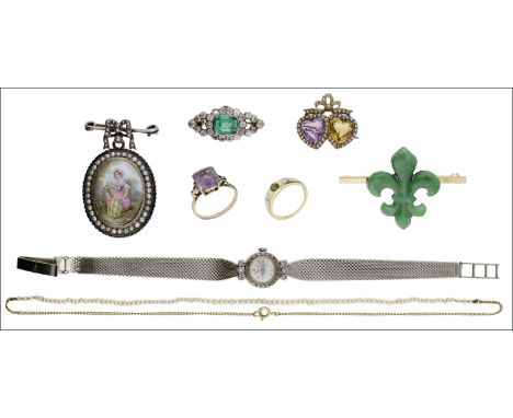 A small collection of jewellery, comprising a gold mounted amethyst, citrine and seed pearl double heart brooch, a jadeite ‘f