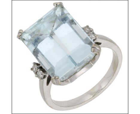 A step-cut aquamarine and diamond ring, the aquamarine claw set  between pairs of  brilliant-cut diamonds, white precious met