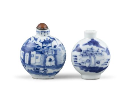 A GROUP OF TWO (2) BLUE AND WHITE PORCELAIN SNUFFBOTTLES China, Late Qing Dynasty, 19th century The first one of flat ovate s