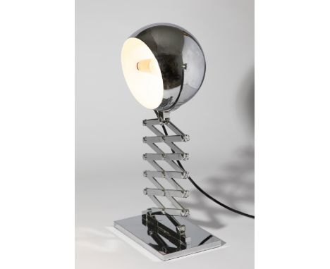 Dorothee Becker, Ingo Maurer Design M, Tischleuchte Modell ScherenlampeDorothee BeckerDesign M Ingo MaurerDesign 1968Tischleu