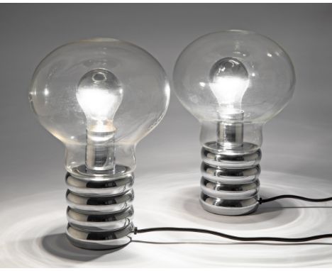 Ingo Maurer, Design M, 2 Tischleuchten Modell BulbIngo MaurerDesign MDesign 19662 Tischleuchten Modell Bulb. Entwurf 1966. Ve