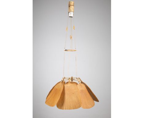 Ingo Maurer, Design M, Pendelleuchte Modell UchiwaIngo MaurerDesign MDesign 1970sPendelleuchte Modell Uchiwa. Entwurf 1970er 