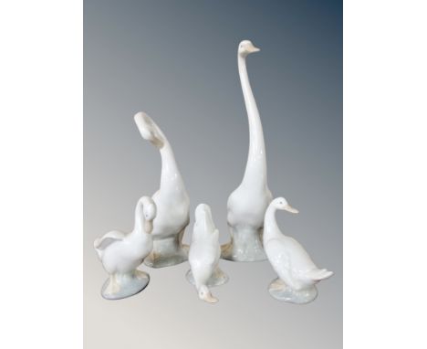 Five Nao geese, tallest 35 cm, a Nao seated Harlequin and similar Ballerina (7)