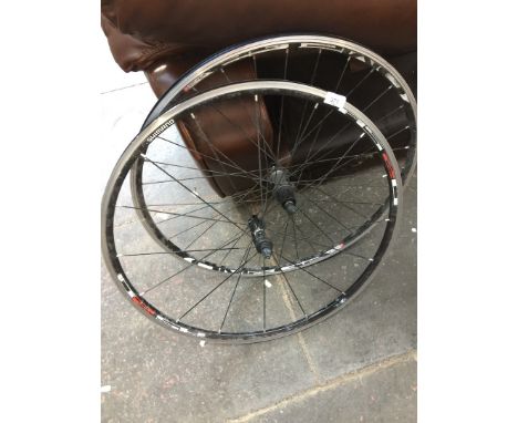 A pair of Shimano R 520 quick release wheels 