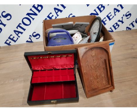BOX OF MISCELLANEOUS ITEMS INCLUDING POTTERY, FIGURES AND BAGATELLE COMPLETE WITH PINBALLS