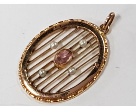 9CT GOLD FANCY AMETHYST AND SEED PEARL PENDANT, 1.8G