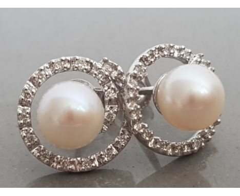 9CT WHITE GOLD PEARL AND DIAMOND STUDS, 2.8G