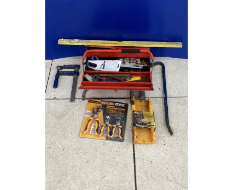 CANTILEVER BOX OF TOOLS, CONTAINING A SIGNIFICANT AMOUNT OF TOOLS AND ACCESSORIES 