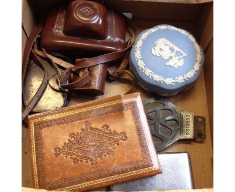 BOX WITH CAMERA ETC.    RTI