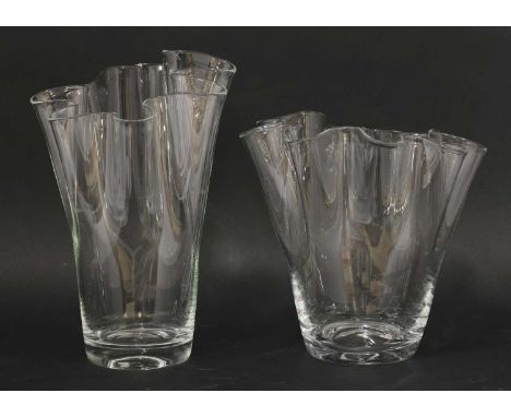 Two large Italian Murano glass vases, each in clear glass, unsigned, largest 29cm high (2)