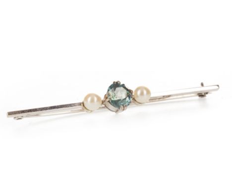 ZIRCON AND PEARL SET BAR BROOCH, the faceted central zircon flanked by pearls, marked 9ct, 4.5g