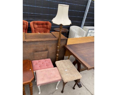 A STANDARD LAMP COMPLETE WITH SHADE AND THREE CABRIOLE LEG STOOLS 