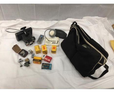 A POLAROID COLOUR PACK 80 CAMERA, KODAK COLOUR FILMS, LIGHT MTER, ETC IN CARRY BAG 