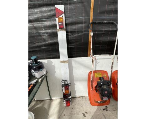 A TRAILER LIGHT BOARD 