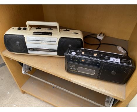 A RETRO PANASONIC RADIO AND A RETRO PLANET RADIO 