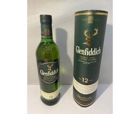 A 70CL BOTTLE OF GLENFIDDICH 12 YEAR AGED SINGLE MALT SCOTCH WHISKY 40% VOL 