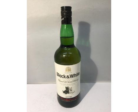 A 1L BOTTLE OF BLACK &amp; WHITE CHOICE OLD SCOTCH WHISKY FROM JAMES BUCHANAN &amp; CO 40% VOL. PROCEEDS TO BE DONATED TO EAS