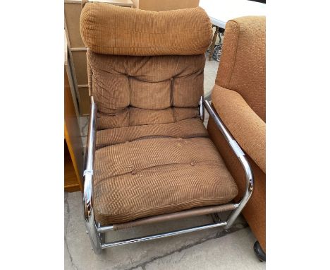 A RETRO BUTTON-BACK FIRESIDE CHAIR ON TUBULAR CHROME FRAME 