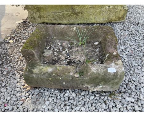 A SMALL STONE TROUGH (58CM X 45CM) 
