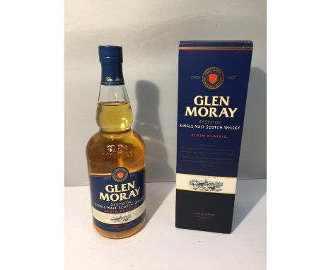 A 70CL BOTTLE OF GLEN MORAY SPEYSIDE SINGLE MALT SCOTCH WHISKY 40CL IN BOX. PROCEEDS TO BE DONATED TO EAST CHESHIRE HOSPICE. 