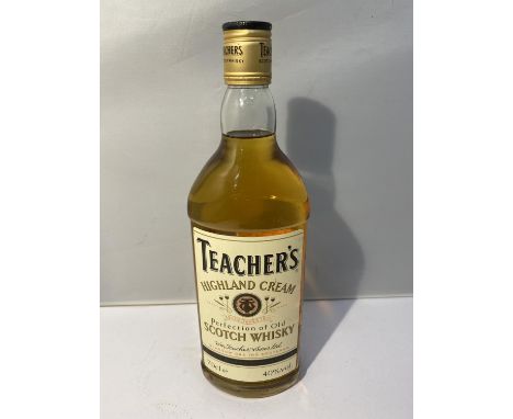 A 70CL BOTTLE OF TEACHER'S HIGHLAND CREAM BLENDED SCOTCH WHISKY 40% VOL 