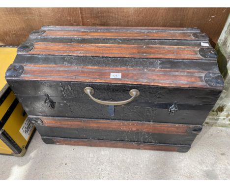 A VINTAGE DECORATIVE WOODEN TRAVEL TRUNK 