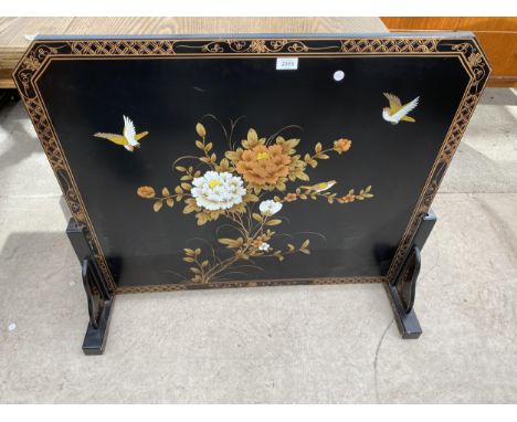 A CHINOISERIE EFFECT FIRE SCREEN, 35X32" 