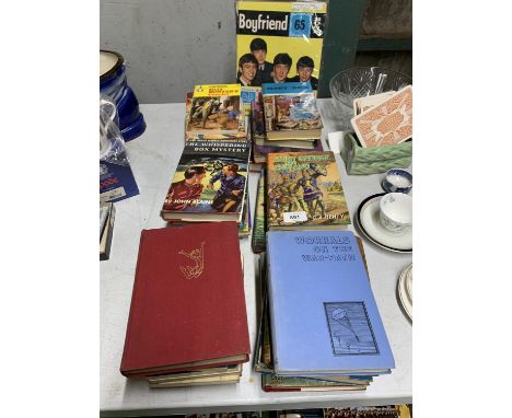 A QUANTITY OF VINTAGE CHILDREN'S BOOKS TO INCLUDE A FIRST EDITION PETER PAN, ALSO INCLUDES WORRALS ON THE WARPATH, ENID BLYTO
