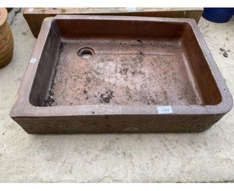 A VINTAGE SALT GLAZED TROUGH/PLANTER 