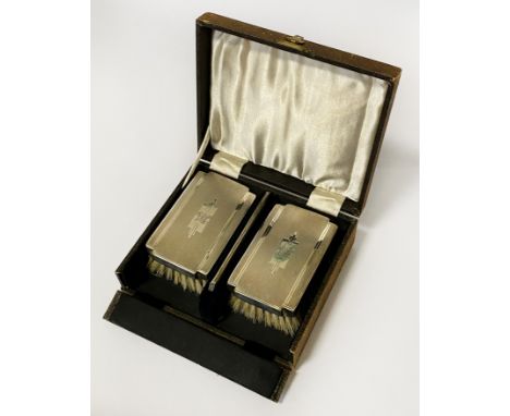 ART DECO STERLING SILVER BRUSH SET